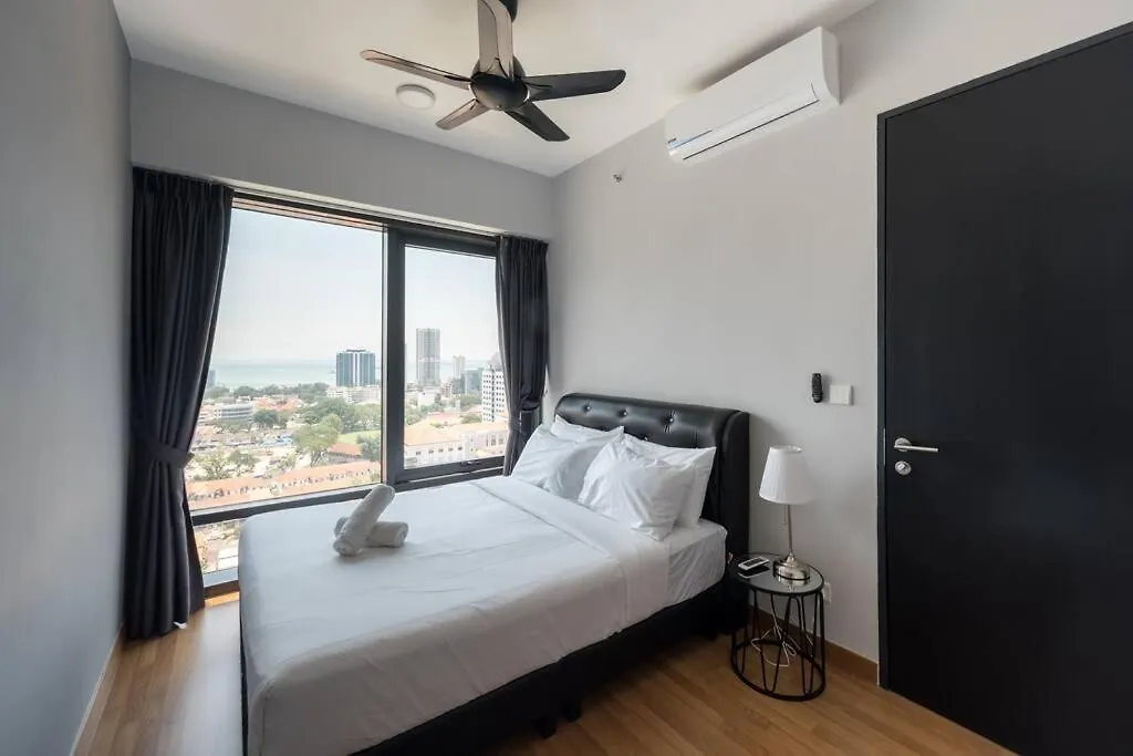 Seaview Tropicana218 3Br 2Cp George Town Apartament