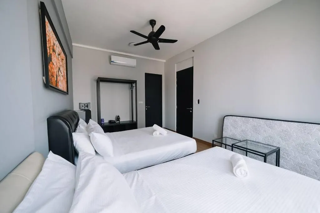 Seaview Tropicana218 3Br 2Cp George Town Apartament